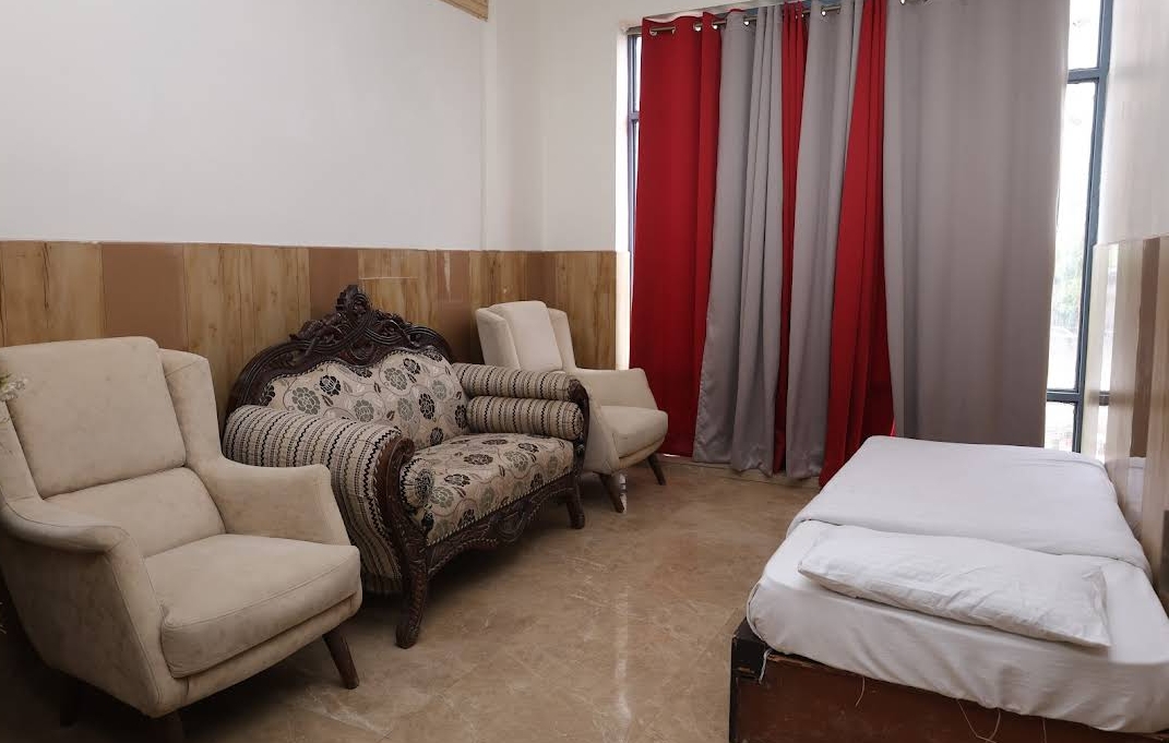 Premium Room